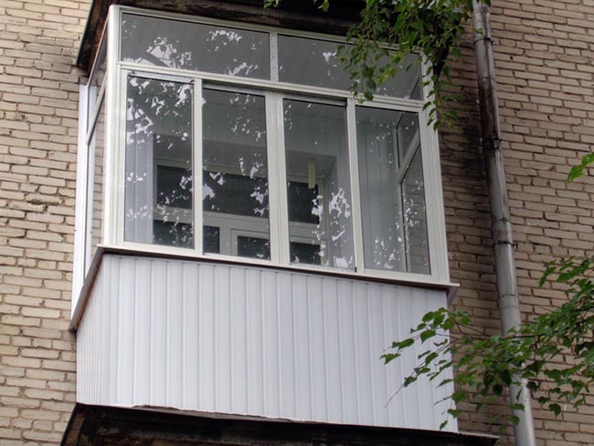 Остекление балкона в сталинке - сталинском доме Королёв
